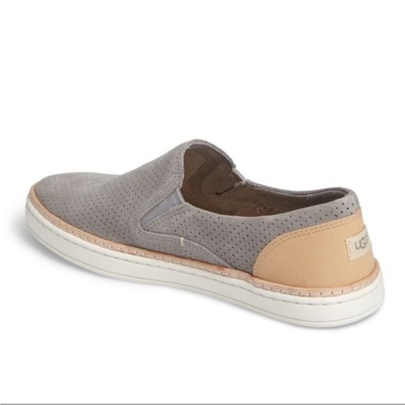 Ugg Adley Slip On Sneaker Perforated Suede White Wall Gray Size 8.5 - Picture 2 of 11